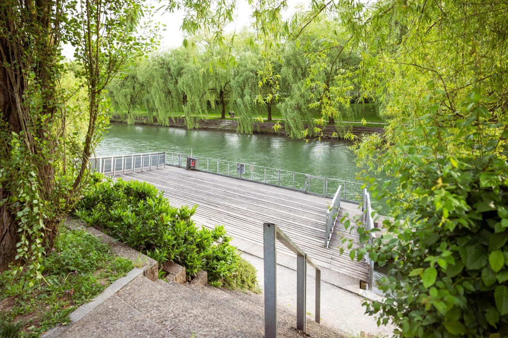 Riverview Residence-with Parking