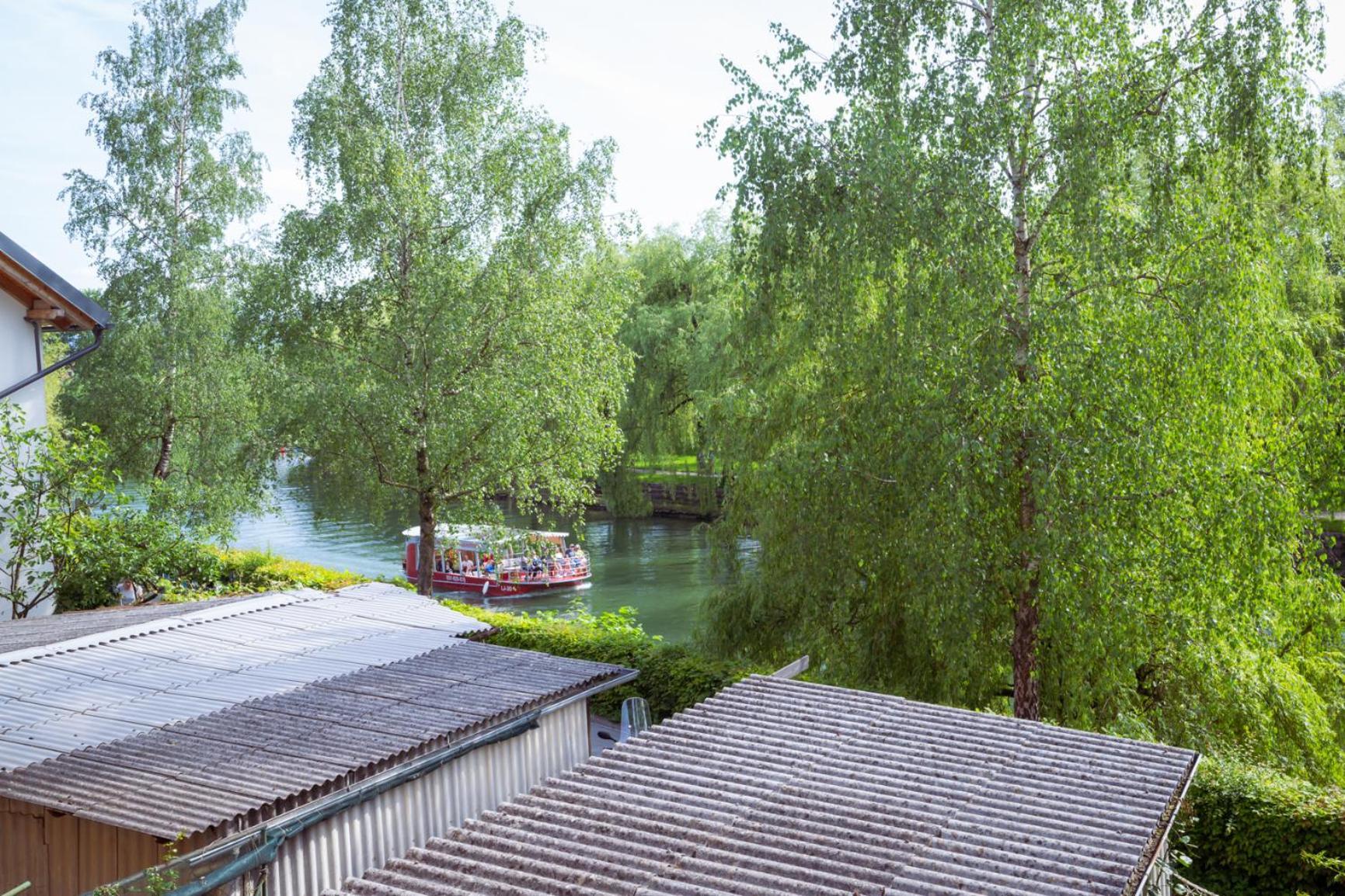 Apartman Riverview Residence-with Parking *